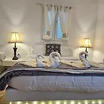 Santorini Sunrise Pleasure * Περίσσα