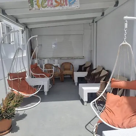 Pleasure Black Santorini Διαμέρισμα Περίσσα