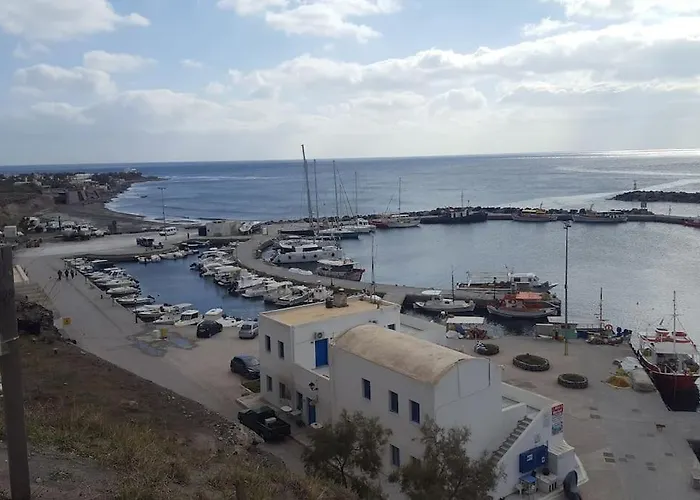 Santorini Sunrise Pleasure * Perissa (Santorini)