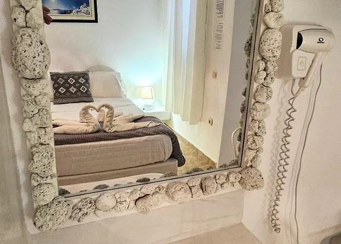 Santorini Sunrise Pleasure Apartment *