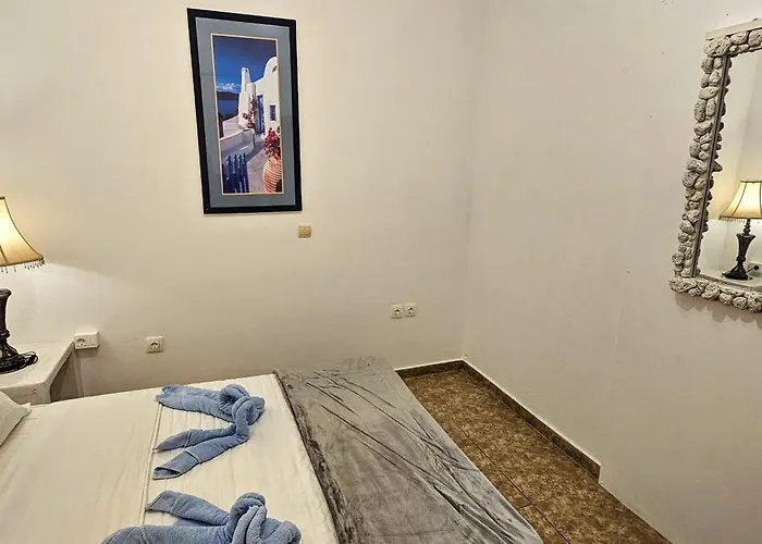 Santorini Sunrise Pleasure *