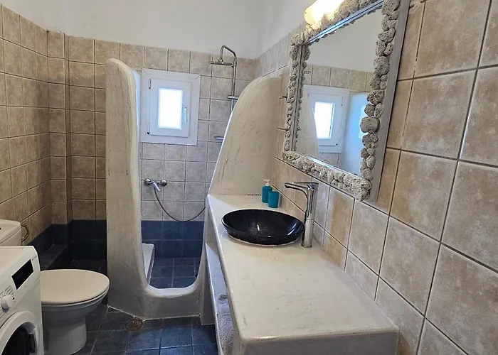 Santorini Sunrise Pleasure Apartment *