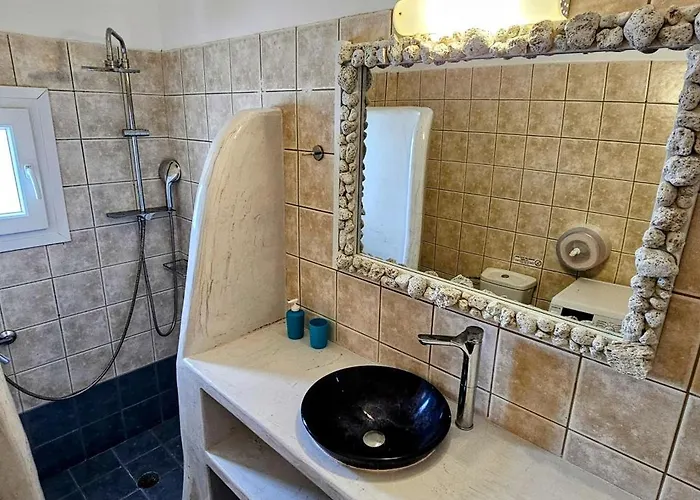 Santorini Sunrise Pleasure * Perissa (Santorini)