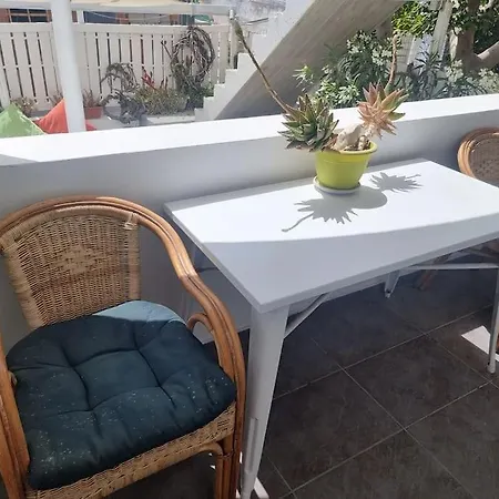 Apartment Pleasure Black Santorini *