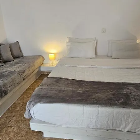 Pleasure Black Santorini Apartment *