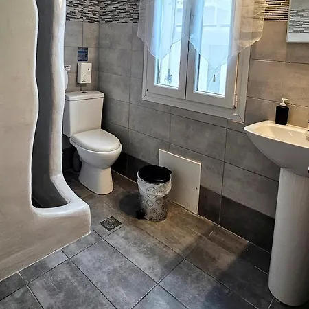 Santorini Sunrise Pleasure アパート ペリッサ